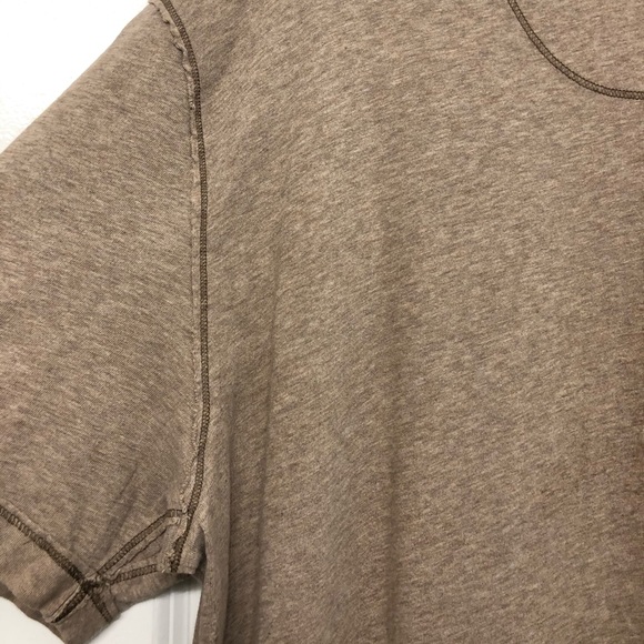 Tommy Bahama T-Shirt, size XL - Picture 3 of 4